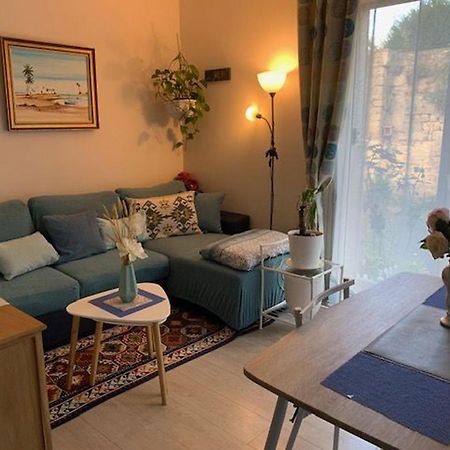 Normandine Apartment Байо Екстериор снимка